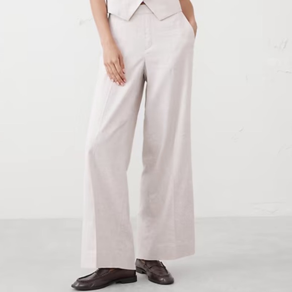 Banana Republic Pants - Banana Republic Cream Wide Leg Linen Blend Pull on Pant